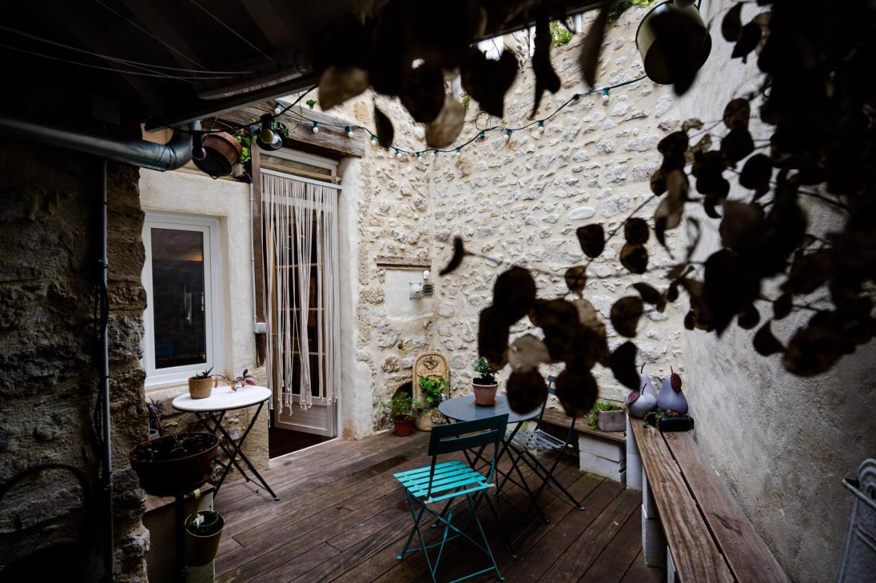 Gite Le Pied Du Geant - Local Securise Pour Les Velos Tournon-sur-Rhone Exteriér fotografie